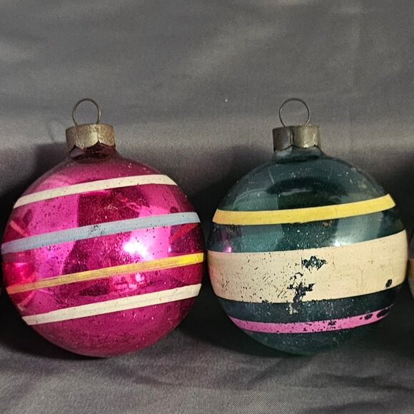 Set of 4 Vintage Christmas Ornament Hand Painted Mercury Glass - Picture 1 of 4